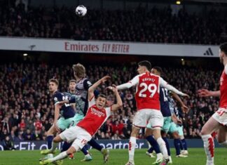Арсенал со триумф во финишот го зазема првото место од англиската Премиер лига