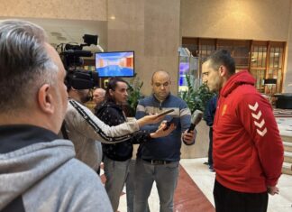 Лазаров ги собара ракометарите и даде одговор за Манасков