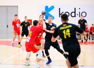 Македонските кадети ги надиграа Црногорците