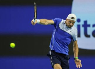 Димитров направи ново изненадување за место во финалето во Мајами