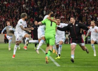 Астон Вила и Фиорентина во полуфиналето на Конференциската лига