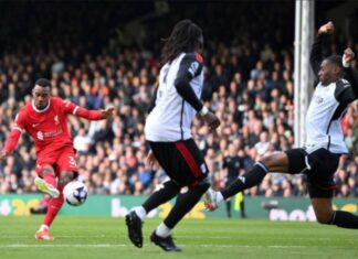 Ливерпул со новата победа се израмни со Арсенал на врвот на табелата