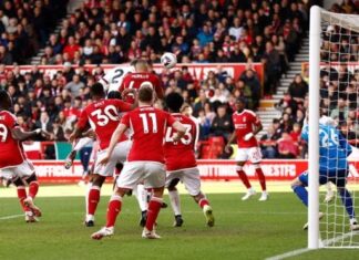 Трката за титулата во Премиер лигата продолжува, по Арсенал и Манчестер Сити обезбеди три бода