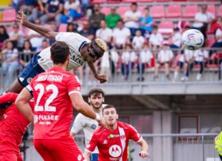 Наполи со пресврт ја совлада Монца