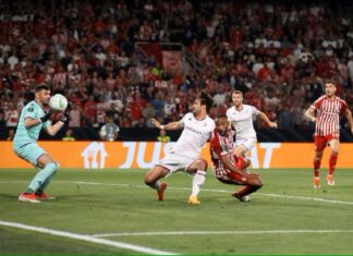 Олимпијакос е освојувач на пехарот во Конференциската лига (ВИДЕО)