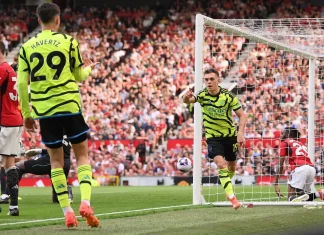 Арсенал го доби Јунајтед и изби на 1.место пред Сити