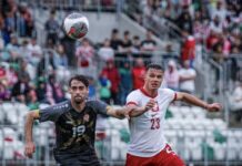 Младите надежи поразени од Полска