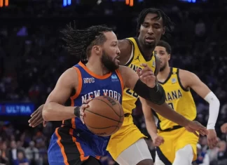 Брансон пак над 40+, Њујорк на чекор до финале