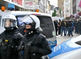 Срби и Албанци се истепале во Гелзенкирхен (ВИДЕО)