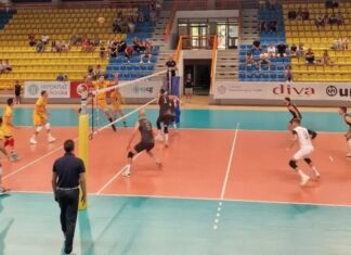 Црногорците подобри од македонските одбојкари во првата контрола