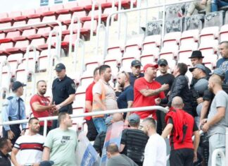 Стружани бараат од вардарци да го осудат инцидентот на трибините (ВИДЕО)