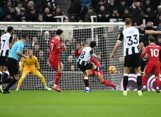 Њукасл и Ливерпул одиграа меч со 6 гола без победник, нов триумф на Челзи (ВИДЕО)