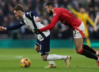 Тотенхем го доби дербито со Манчестер Јунајтед (ВИДЕО)