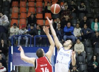 Кожув почна со победа на гостувањето кај Тиквеш