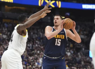 Никола Јокиќ со нова „луда“ тројка од својата половина (ВИДЕО)