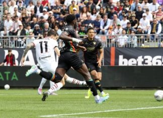 Милан славеше на гостувањето кај Венеција (ВИДЕО)