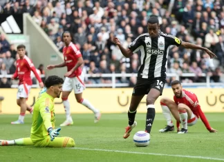 Њукасл со лекција од модерен фудбал го декласира Манчестер Јунајтед