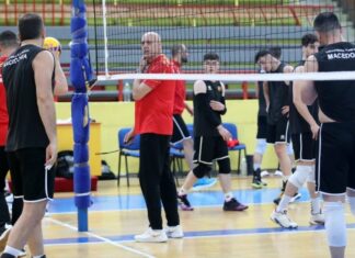 Миленковски ги одбра 15-мината за котролните мечеви со Хрватска