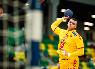 Лазаров со принудна замена во репрезентацијата rakomet-mkd Karasmanakis vo akcija