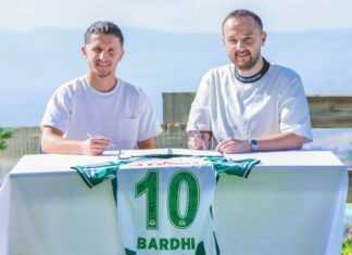 Енис Барди и официјално е нов играч на Коњаспор (ФОТО)