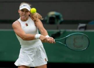 Мира Андреева е незапирлива на Вимблдон (ВИДЕО)