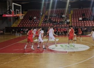 Работнички со новите засилувања го совлада Тиквеш