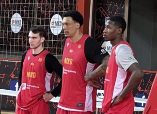 Македонија во тимот без Вајли, но со Мур, против Азербејџан