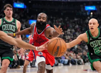 Браун со 50 поени ги „реши“ ЛА Клиперси (ВИДЕО)