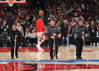 И тоа се случи во НБА лигата (ВИДЕО)