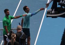 Ѓоковиќ губеше, но се пласира во полуфиналето на Австралија опен (ВИДЕО)