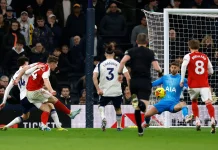 Арсенал славеше убедливо над Тотенхем (ВИДЕО)