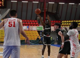 Одлучувачки дуел во Скопје: Маџари брка историја, Кожув бара последен спас