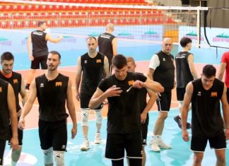 Миленкоски го скрати списокот пред собирот во Скопје