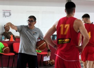 Македонија денеска бара реванш против Бугарија