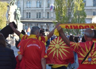 Љубљана обоена во црвено-жолто: Македонија со ветар во грб од трибините против Словенија (ГАЛЕРИЈА)